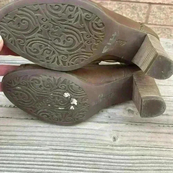 Clarks Artesian heal open toe SZ 8 leather - Picture 6 of 6